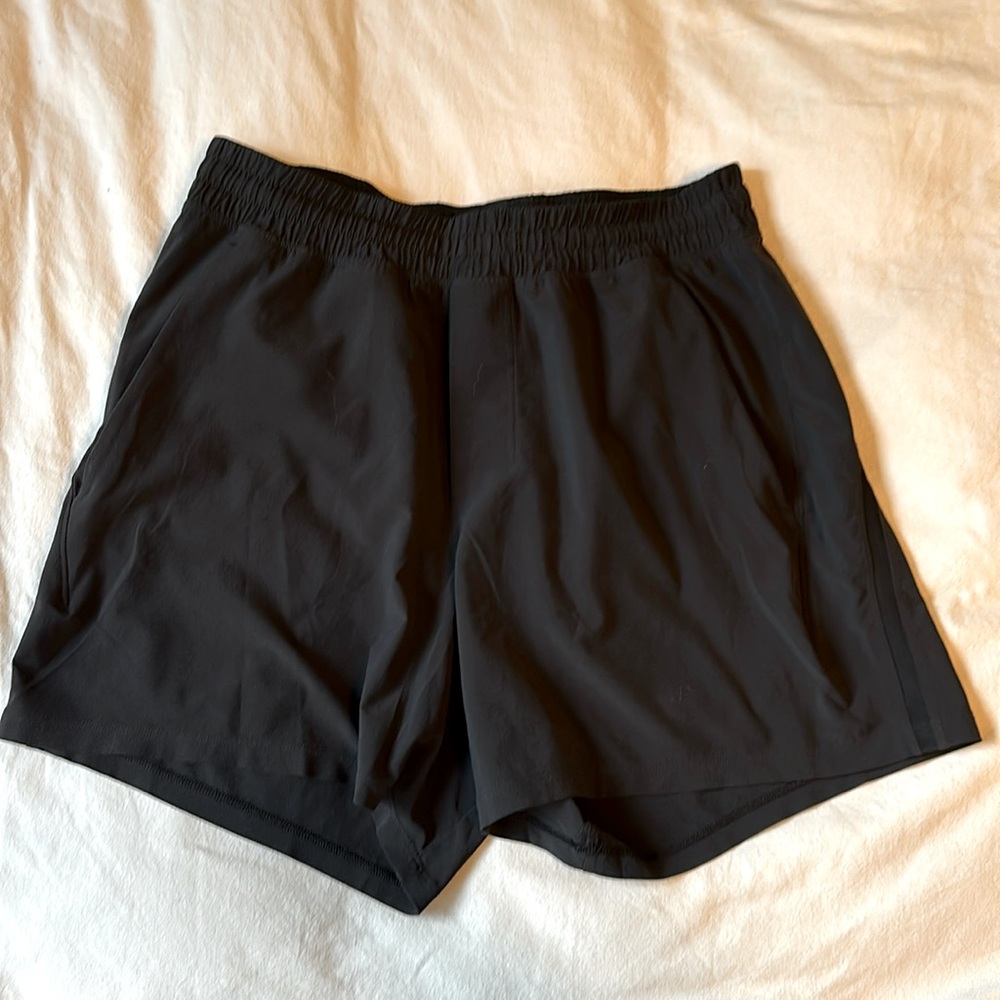 Lululemon Pace Breaker Linerless Short 5”